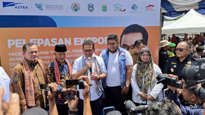 
					Bea Cukai Lepas Ekspor Kacang Tunggak dan Aneka Olahan Ikan Senilai Rp63,3 Miliar ke Belanda