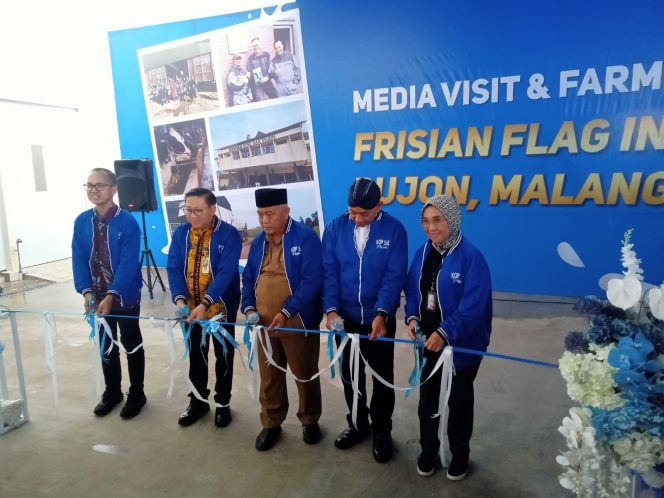 
					Peresmian Milk Collection Center di Pujon, Kabupaten Malang, Jawa Timur. (Lisdya)