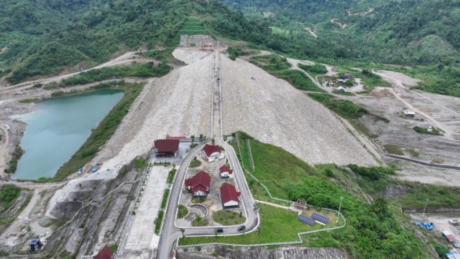 
					Pembangunan Bendungan Keureuto Karya Brantas Abipraya Diproyeksikan Reduksi Banjir 30%