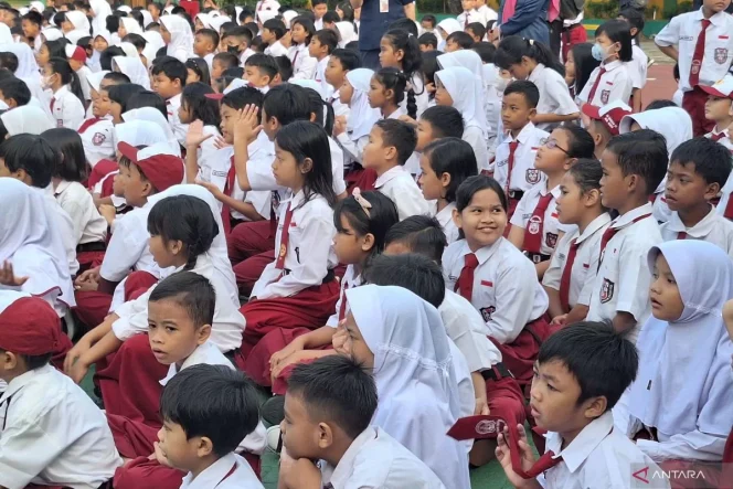 
					Anak sekolah. (ANTARA)