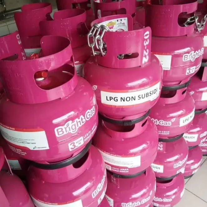 
					Tangkapan layar LPG 3 kg pink di media sosial.
