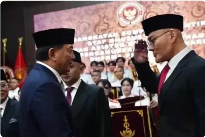 
					Menhan Sjafrie Sjamsoeddin menunjuk Deddy Corbuzier sebagai Stafsus. Foto/Instagram @dc.kemhan