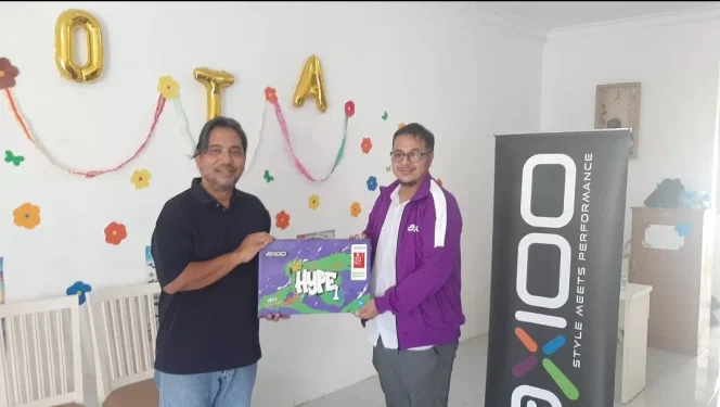 
					Axioo Sumbang Laptop untuk Malang Autism Center, Dukung Pendidikan Anak Berkebutuhan Khusus. (Shelly/VOJ)