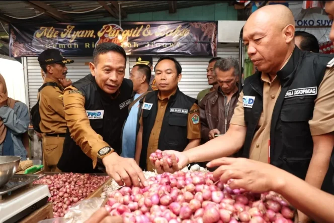
					Wali Kota Malang Cek Harga Pangan di Pasar, Pastikan Stok Aman Jelang Lebaran