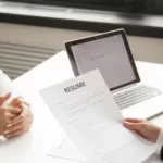 Khofifah Cabut Batasan Usia di Lowongan Kerja Jatim, Ini Alasannya Khofifah Cabut Batasan Usia di Lowongan Kerja Jatim, Ini Alasannya