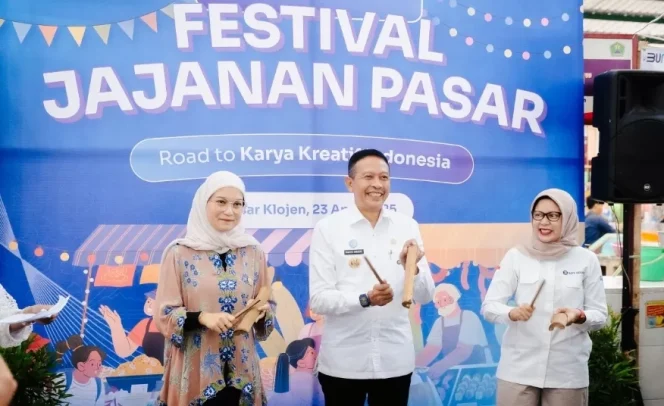 
					Festival Jajanan Pasar Angkat Cita Rasa Tradisi Kuliner Kota Malang