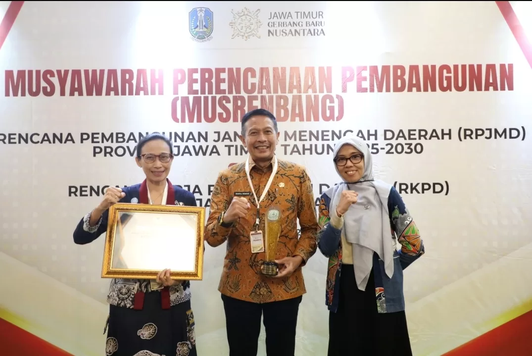 Kota Malang Raih Penghargaan Pembangunan Daerah Terbaik di Jawa Timur