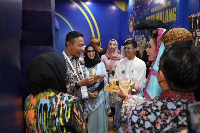 
					UMKM Kota Malang Pikat Ribuan Mata di ICE 2025, Jadi Sorotan di Tengah Munas APEKSI
