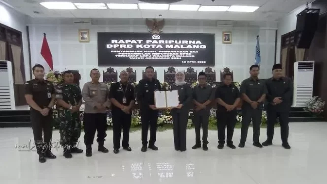 
					DPRD Kota Malang Sahkan LKPj 2024, Soroti Lambannya Penyelesaian Proyek Strategis