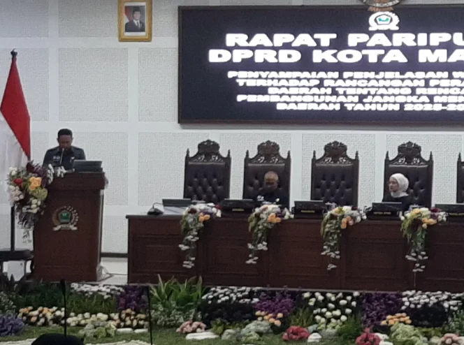 
					Rapat paripurna. (Ist)