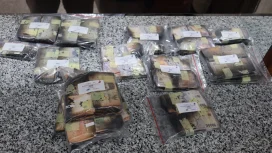 Uang Rupiah terbakar. (Ist)