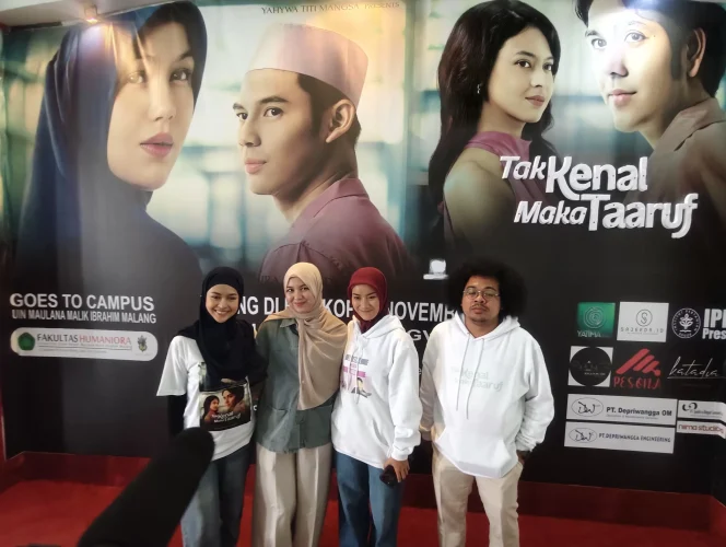 
					Pemain dan Kru Film “Tak Kenal Maka Taaruf” Sambangi UIN Maliki Malang, Disambut Antusias Mahasiswa