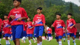 Gelaran Supercamp yang berlangsung 29 November 2025 di Lapangan Kusuma Agro Wisata Batu, menjadi ajang pengembangan bakat pesebakbola Indonesi
