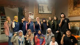 Tim Pengabdian kepada Masyarakat dari Program Studi D-IV Manajemen Perhotelan hadir membawa semangat kolaborasi.