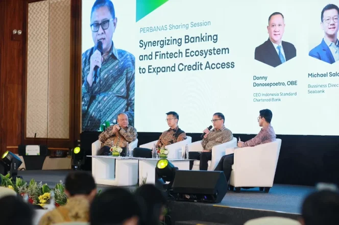 
					AFTECH dan PERBANAS menegaskan komitmennya untuk memperkuat sinergi antara perbankan dan fintech sebagai langkah krusial dalam memperluas akses kredit nasional.