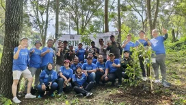 Williams Sonoma Indonesia dalam Aksi peringatan Earth Day 2026 di kawasan Coban Rais, Desa Oro-Oro Ombo, Kota Batu, Jumat, (24/4/2026)