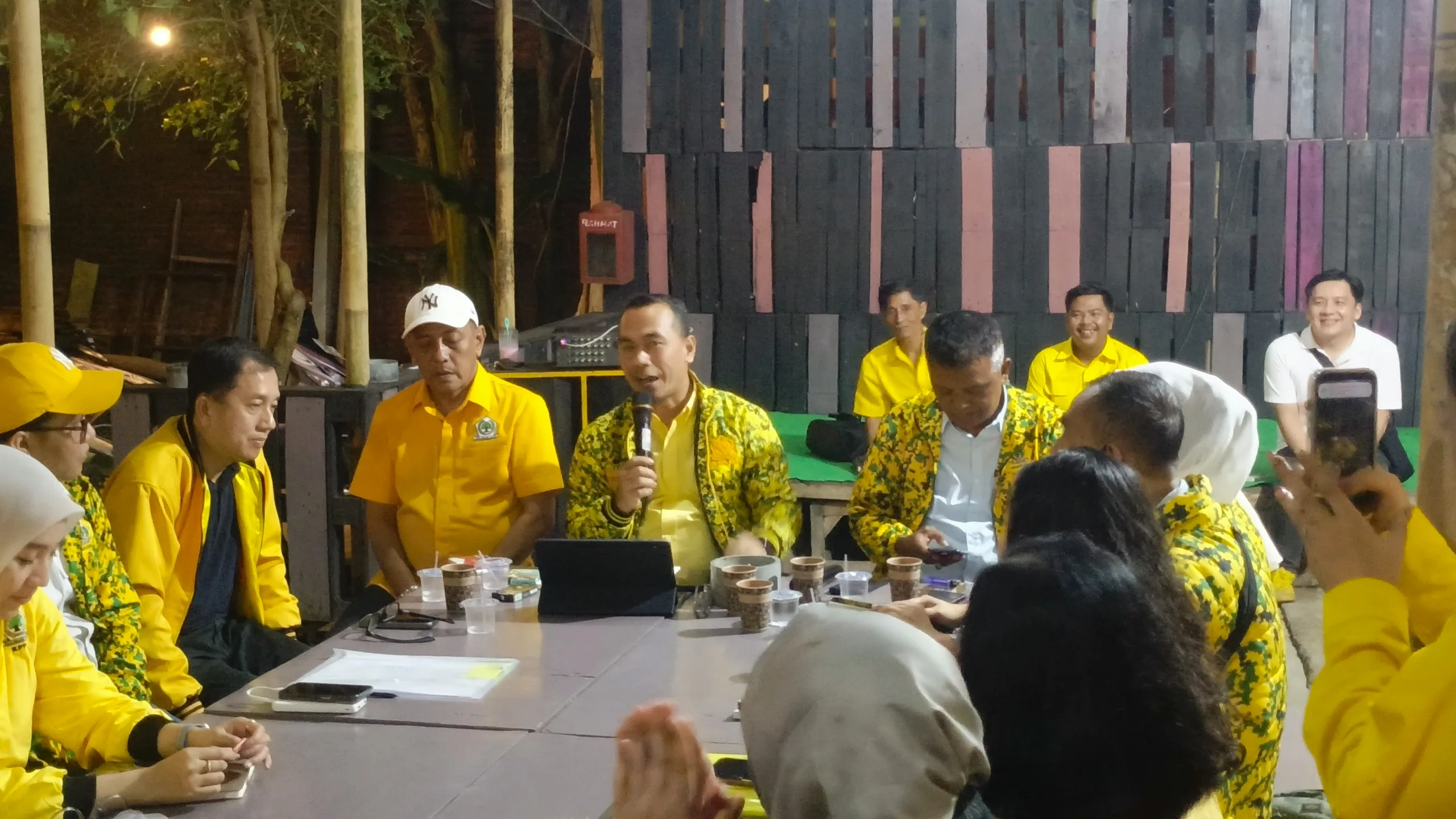 IMG_20260412_205240_060-scaled Jelang Muscam, Golkar Kota Malang Benahi Struktur Hingga Tingkat Kelurahan