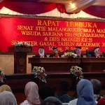 Wisuda Spesial di Usia 55 Tahun, STIE Malangkucecwara Kukuhkan 86 Lulusan