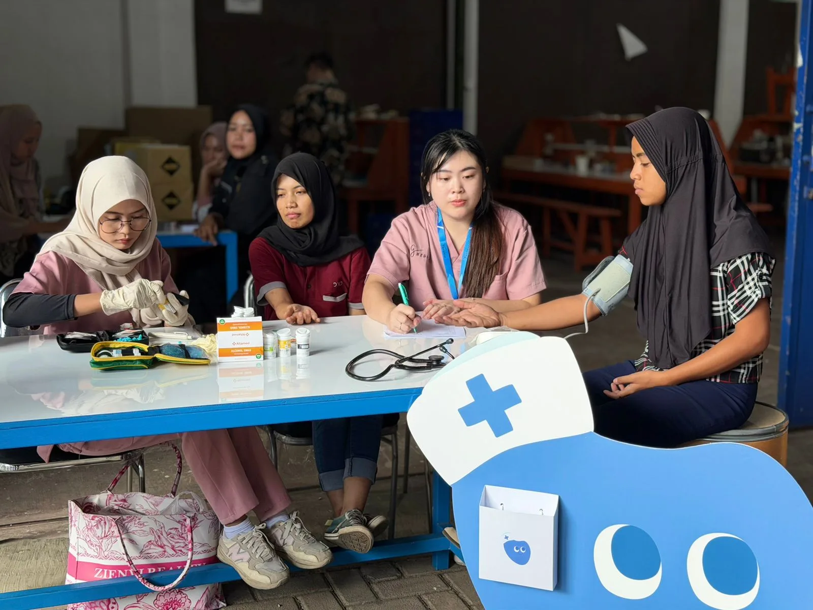 IMG-20260526-WA0014 Tingkatkan Efisiensi Kerja, Pabrik Rokok Voltrix Gelar Cek Kesehatan Gratis bagi Buruh di Malang