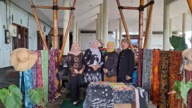Penyaluran Kredit Usaha Rakyat (KUR) terus dimaksimalkan Bank Rakyat Indonesia Branch Office Batu sebagai langkah memperkuat sektor usaha produktif dan mendorong pertumbuhan ekonomi masyarakat. Hingga April 2026, total penyaluran KUR yang telah direalisasikan mencapai Rp81,782 miliar.