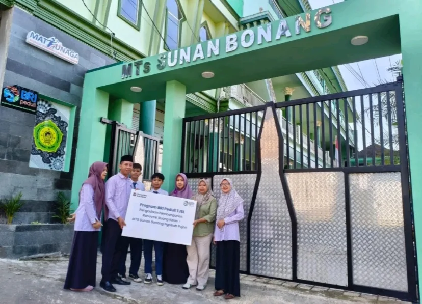 Ruang Kelas dan Perpustakaan MTs Sunan Bonang Direvitalisasi Lewat CSR BRI Ruang Kelas dan Perpustakaan MTs Sunan Bonang Direvitalisasi Lewat CSR BRI