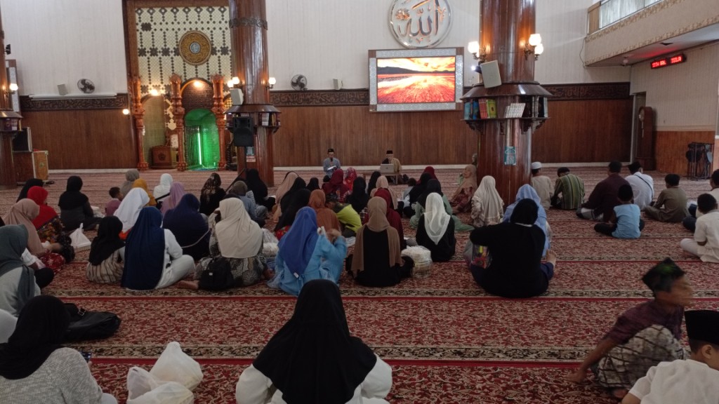 Dosen STIE Malangkucecwara Dorong Penguatan Mental dan Spiritual Keluarga Binaan LAZIS Sabilillah