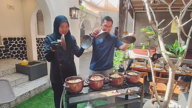 
					Ayam Balaikota Hadirkan Nasi Liwet Kendil Obong, Bidik Tren Makan Bareng dan Pasar Oleh-oleh Malang
