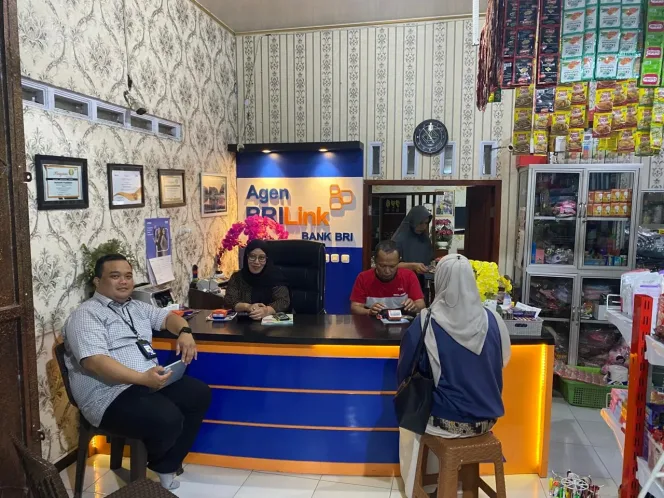 
					BRI Region 13 Malang Perluas Akses Layanan Keuangan Lewat 104.271 BRILink Agen